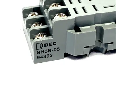 New | in-Stock IDEC 94303 Misc Electrical & Power Parts Michigan US | Maverick Industrial Sales #1395355