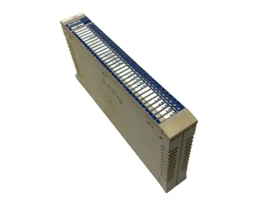 USED SIGMATEK I/O MODULE TO 32F NC 30E CRACKED PLASTIC