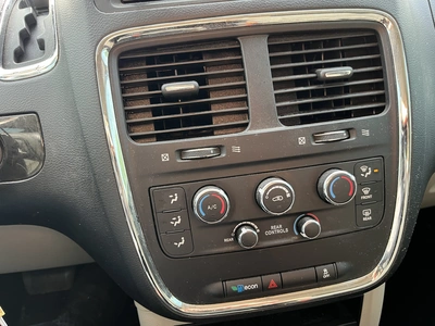 USED 2020 DODGE CARAVAN