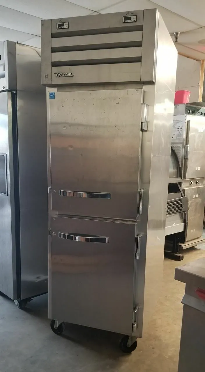 75- 0270 True Self-Contained Reach In Solid Swing Door Freezer/Cooler STG1DT-2HS