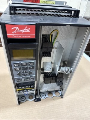USED Danfoss VLT6006GT4CN1STR3DLF00A00C0