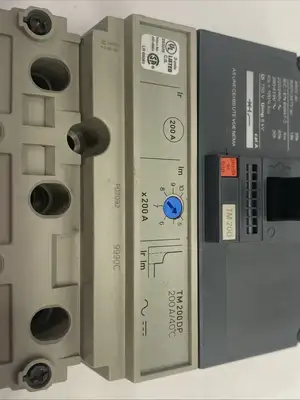 New | in-Stock Merlin Gerin Compact Molded Case Circuit Breaker 3-Pole TM200DP Circuit Breakers Michigan US | Maverick Industrial Sales #1398679