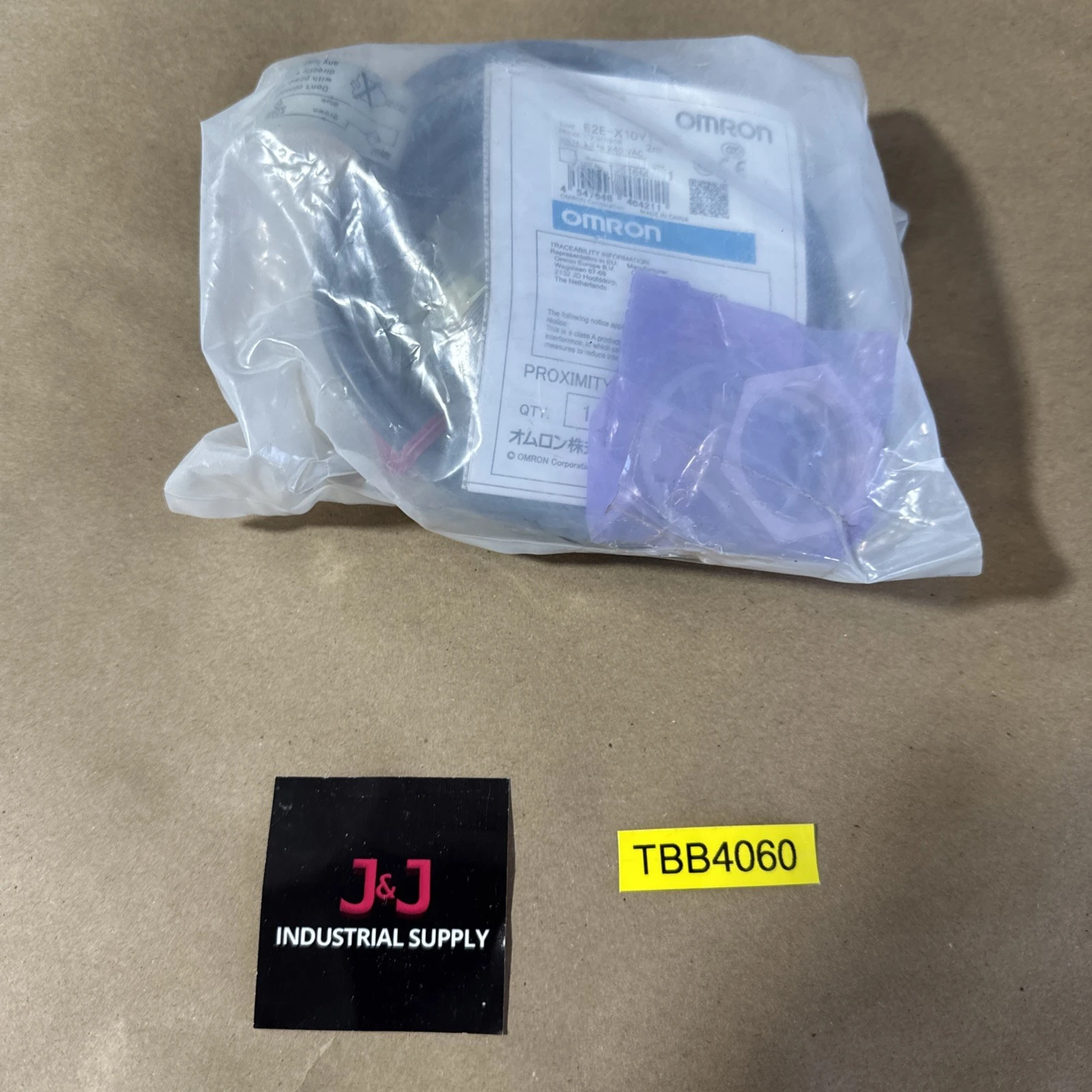 NEW Omron E2E-X10Y1-US