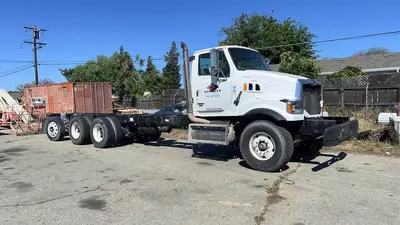USED 2009 STERLING LT9500