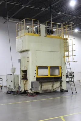 1999 KOMATSU L2M300-3BM Stamping Press | Levy Recovery Group (33)