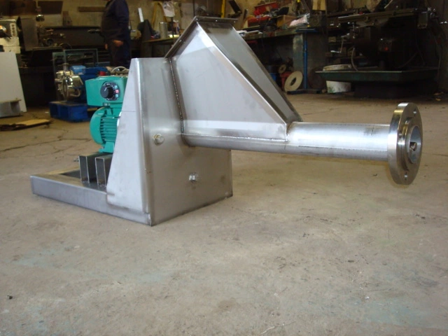 R-B New 30 Mm Dia S/S Screw Feeder