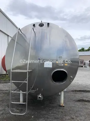 Walker Model 10987, 3,900 Gallon Refrigerated Horizontal Cylindrical Storage Tank