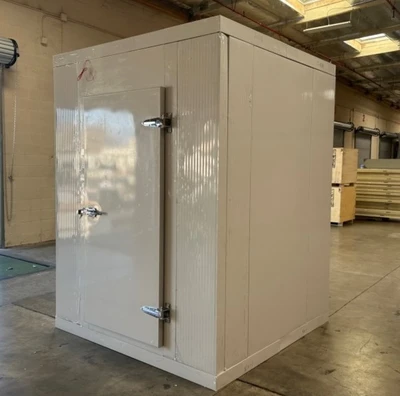 171-0320 6x6x8 Walk In Refrigerator Freezer Cooler Box