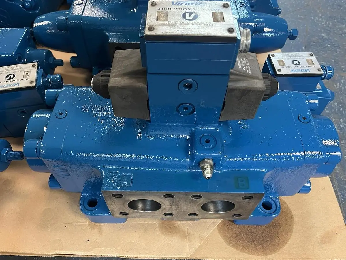 USED VICKERS DF5S4LW-166C-W-B-80