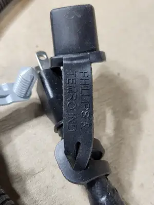 NEW FORD 1C3Z-6B018-AA