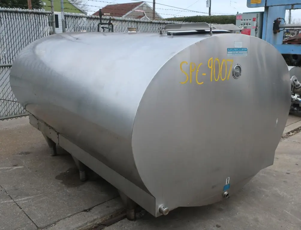SPC9007  Tank 1000 gallon horizontal tank, Stainless Steel