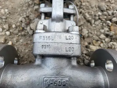 1" Class 600 Gate Valve API 602