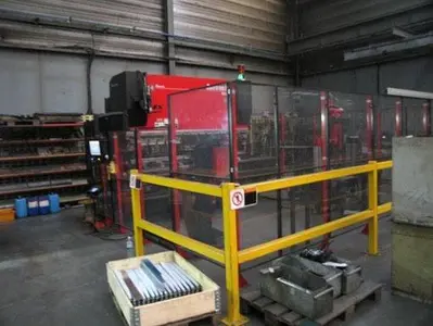 USED AMADA ASTRO 100T X 3220 CNC ROBOT BENDING CELL