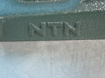 USED NTN UC210