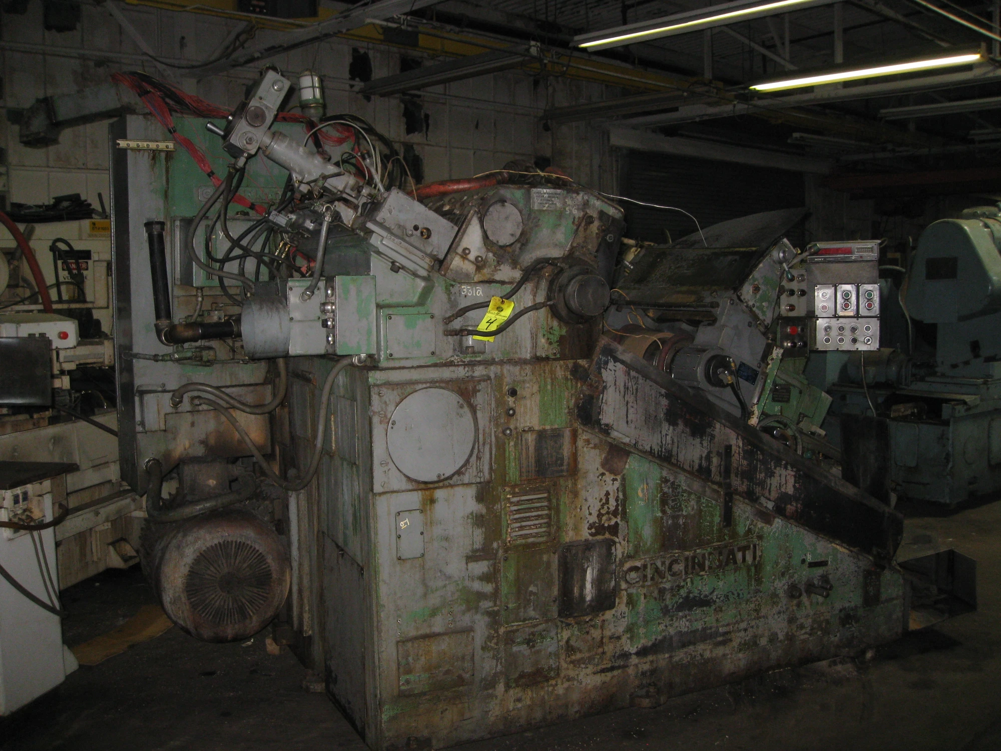 USED CINCINNATI #440-20 DE TG