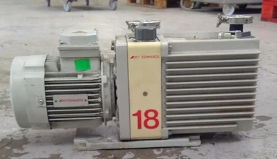 Edwards E2M18 Pump Vacuum - Europe | Perry Equipment (3)