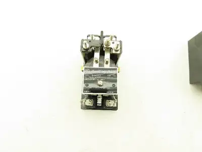 GE Hinged Armature Auxiliary Relay 12HGA14AL2 Double Throw 125VDC Coil