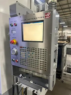 USED 2005 HAAS MDC500