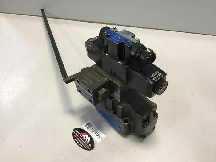Used TOKIMEC VICKERS DG4VC-3-6C-M-PS2-H-7-PC1-50-JA100 Valves/Fittings Michigan US | Ideal Machinery #605013