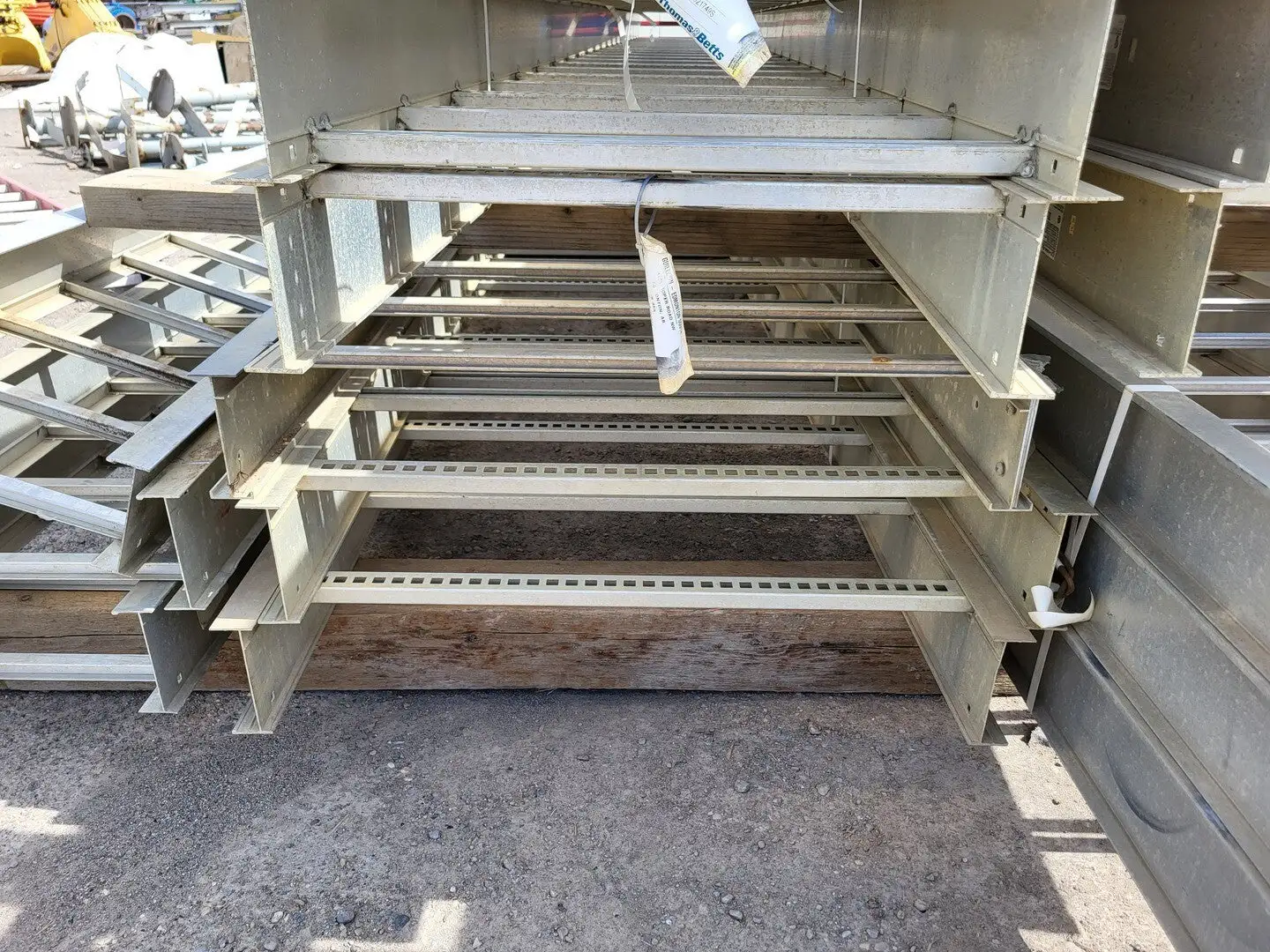USED THOMAS & BETTS AH3636L09-6
