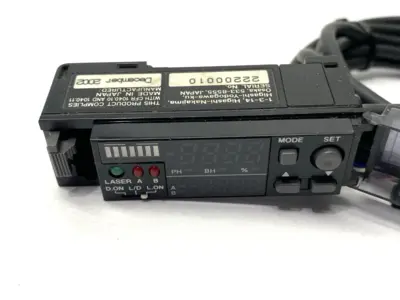 USED KEYENCE LV-11A
