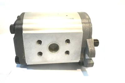 NEW PARKER 3359200587 PUMP