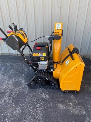 New | in-Stock 2023 CUB CADET 3X 30TRAC Snow Blowers Maine US | Beauregard Equipment #1511204