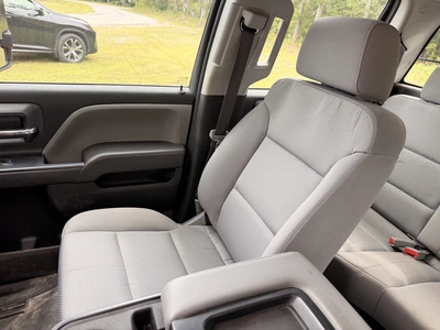 Used 2017 GMC 2500HD WITH A 6.0L V8 OHV 16V FFV ENGINE. Pickup Trucks Michigan US | Miedema Asset Management Group #1437091