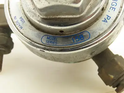 MG Industries LV33464 Dual Gauge Gas/Pressure Adj. Reg. Model 158 4000PSI 60PSI