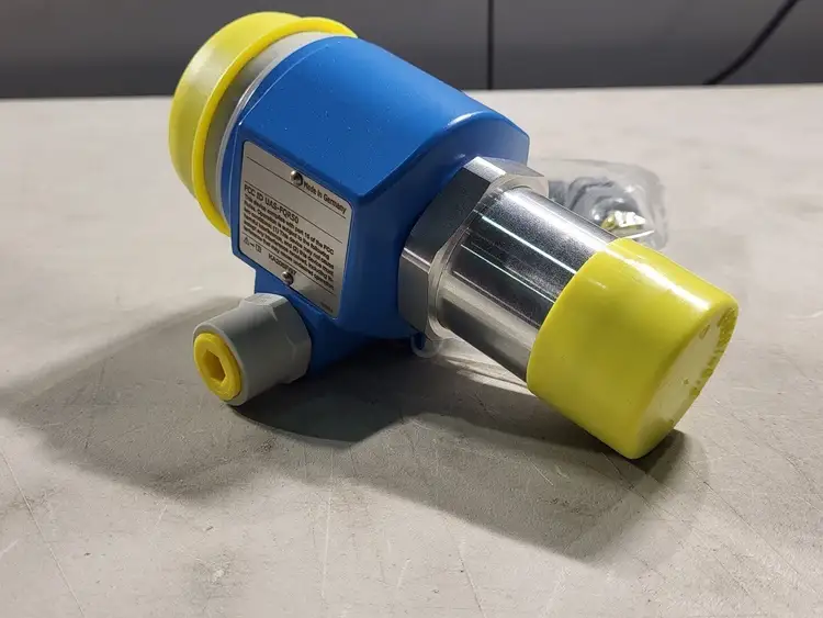 New | in-Stock ENDRESS+HAUSER FQR50-A1NFA Misc Electrical & Power Parts British Columbia CA | Lenmark #253623