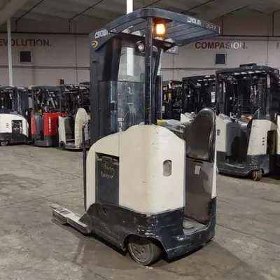 USED 2016 CROWN RR5725-45
