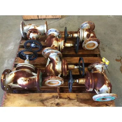 Used 4" manual globe valve for hot oil