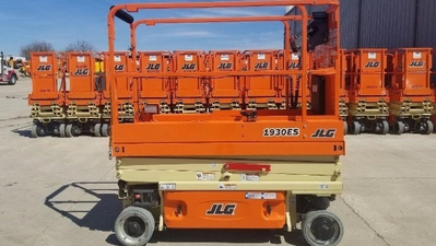 USED 2014 JLG 1930ES