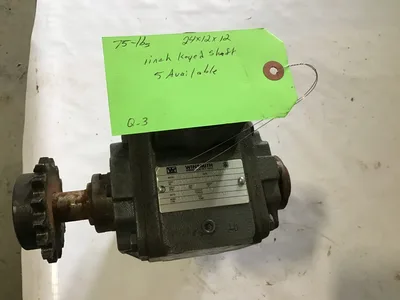 Winsmith Speed Reducer 920CDSNE with Baldor Industrial Motor CM5538