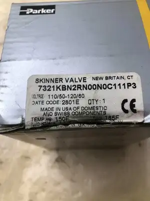 Parker 7321KBN2RN00N0C1GLC2 Skinner Solenoid Valve 7/16″ 24VDC 3-60PSI -NIB