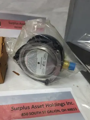 New | in-Stock AMETEK 1901LG Universal Pressure Meters Ohio US | Surplus Asset Holdings #1238718