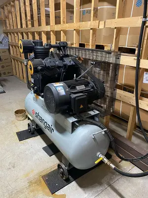 Water-Blow Molding Machine