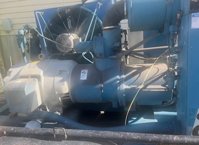 USED 2002 QUINCY QSI-750
