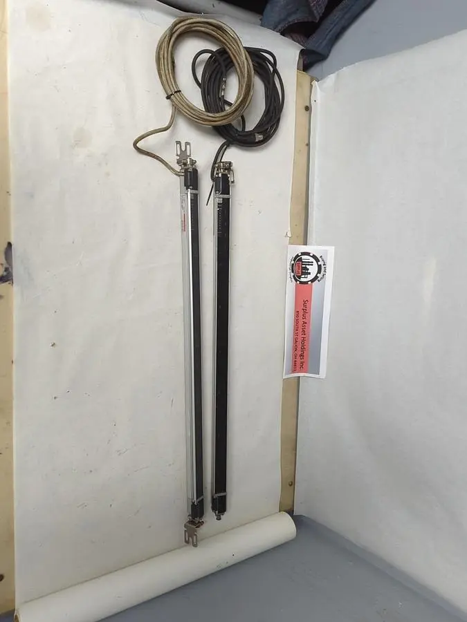 USED KEYENCE SL-C32H-R/SL-C32H-T