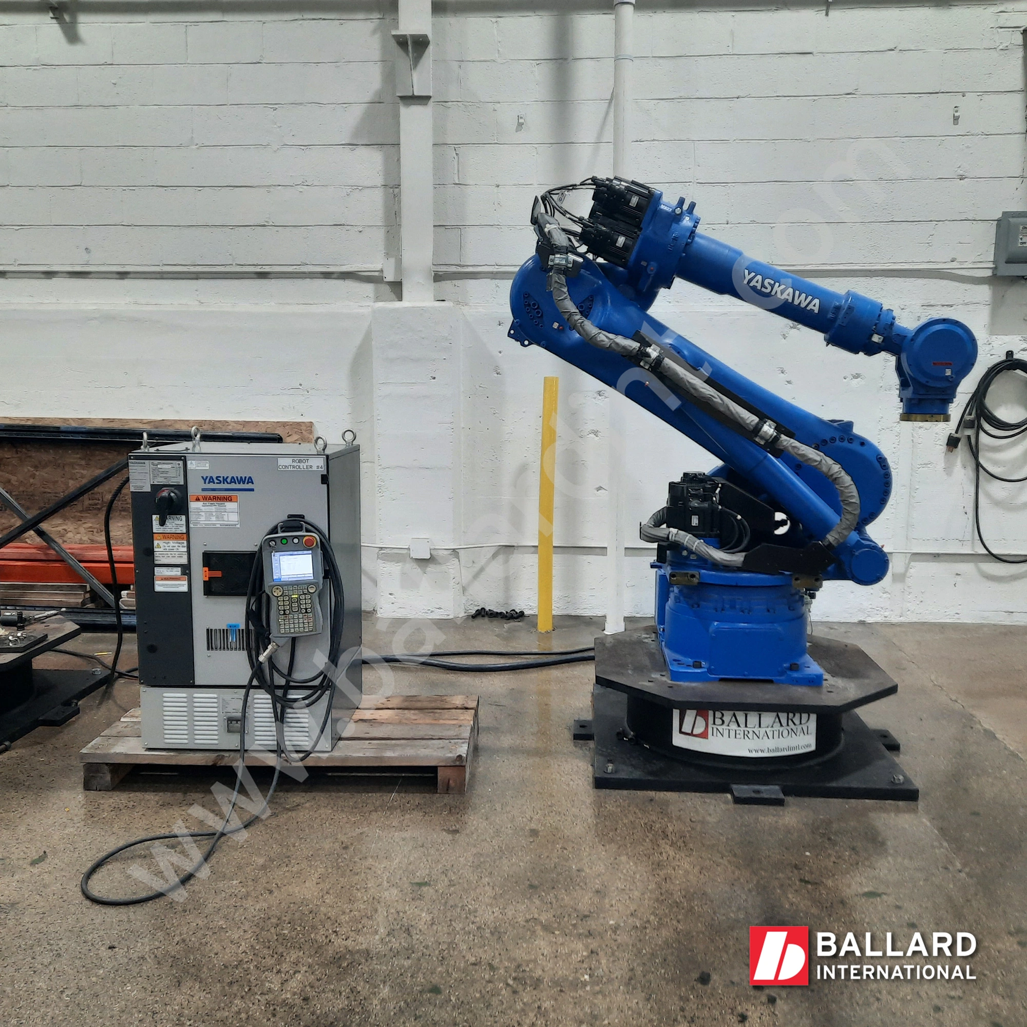 YASKAWA Motoman MH180 Robot System w/ DX200 Controller