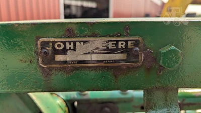USED JOHN DEERE 640