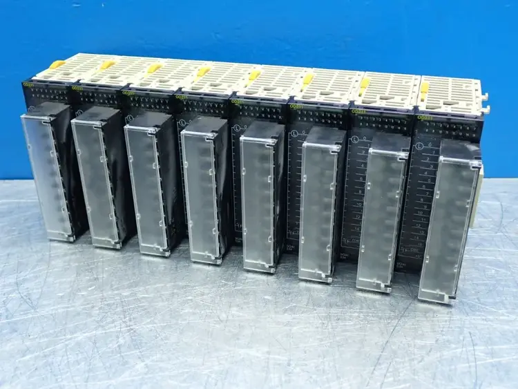 Used OMRON CJ1WOD211 Input / Output Modules | HGR 24 #733548