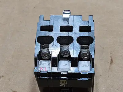 Used SQUARE D QOB320 Switchgears British Columbia CA | Lenmark #1438505