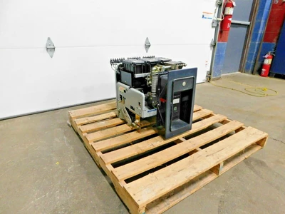 Used GE AKR-ND-50 Circuit Breakers Ohio US | Equipment Recovery Corp. #1331085