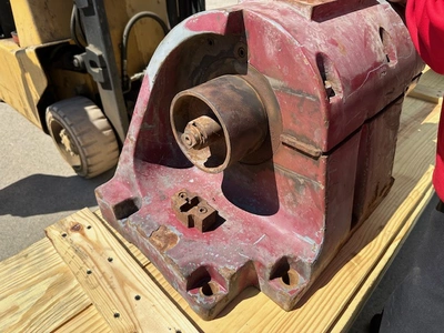 USED HEALD RED HEAD SPINDLES
