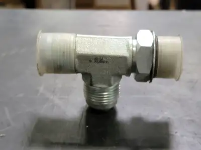3/4" Threaded Run Tee M-12 JIC
