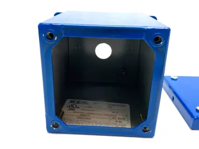 USED SAGINAW CONTROL & ENGINEERING PUSHBUTTON ENCLOSURE 4" X 4" BLUE STEEL