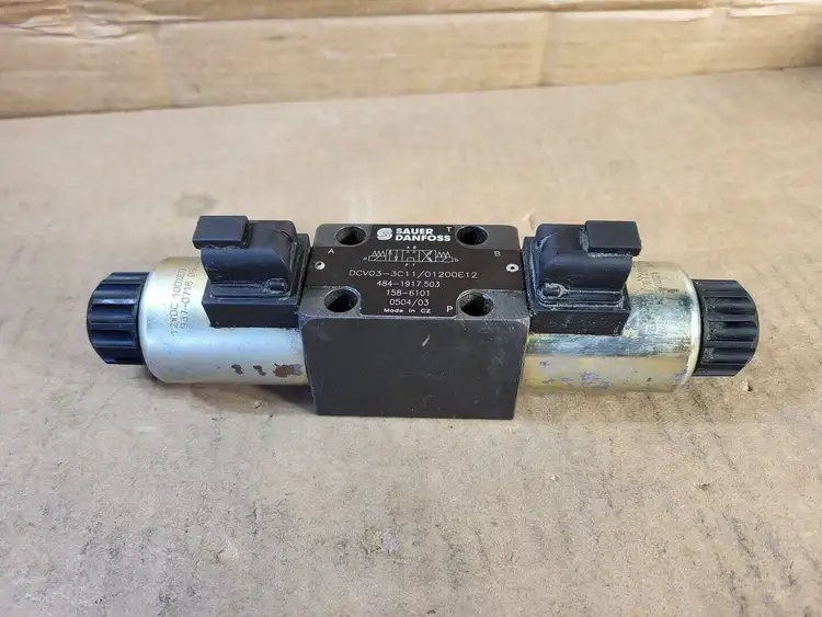 Used SAUER DANFOSS DCV03-3C11/01200E12 Parts (Hydraulics and Pneumatics) British Columbia CA | Lenmark #418115