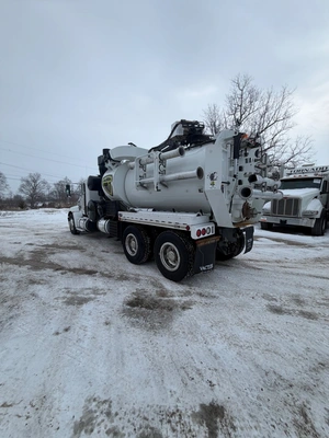 2020 TRUVAC Prodigy Hydro Excavator | VacSource (3)