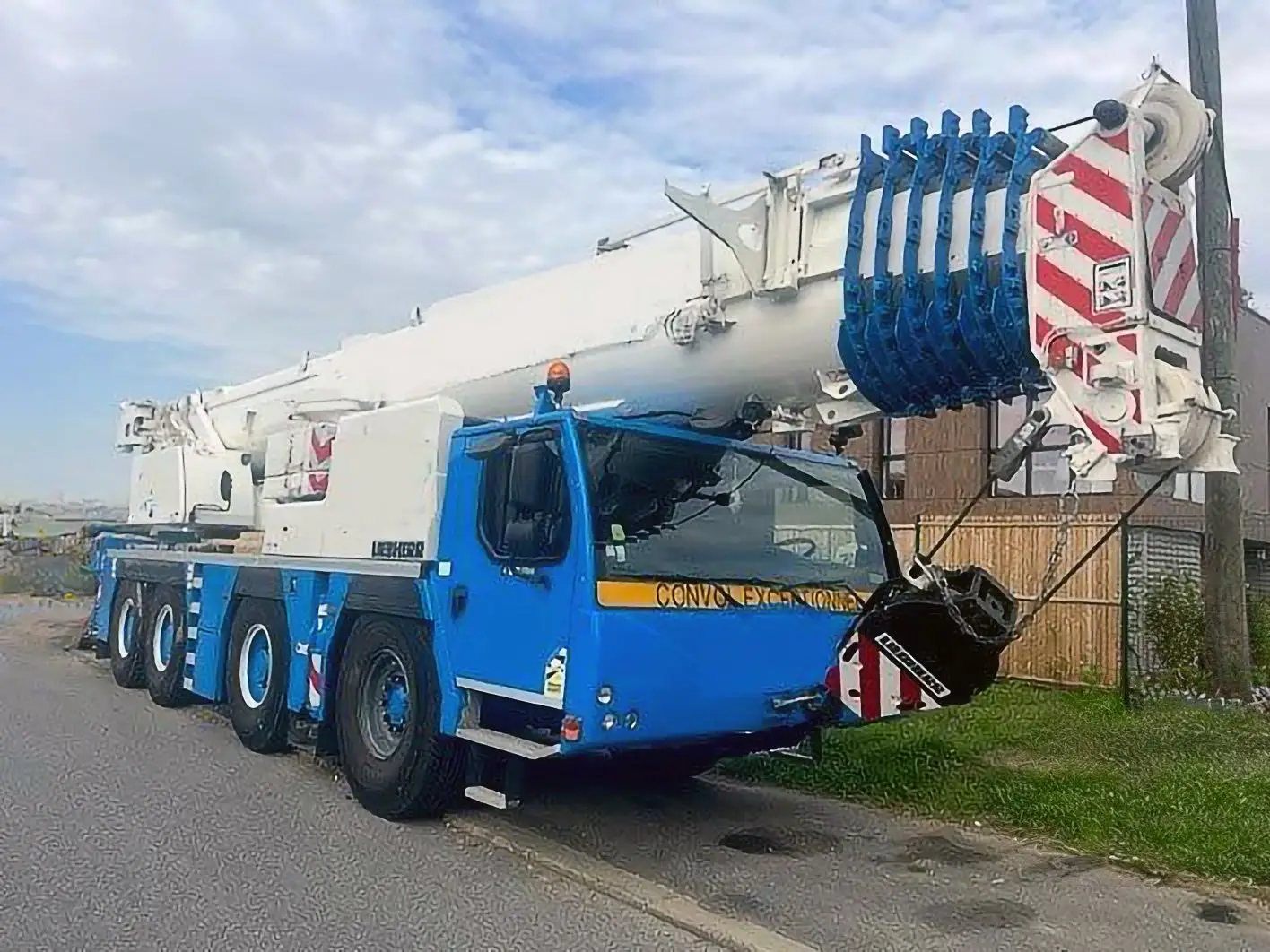 Used 2021 LIEBHERR LTM 1120-4.1 Rough Terrain Cranes Texas US | Uriquip #1421107